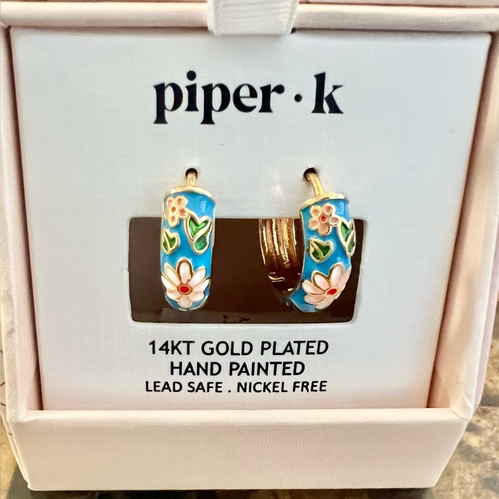 Piper K Gold Plated Floral Hoop Earrings NIB